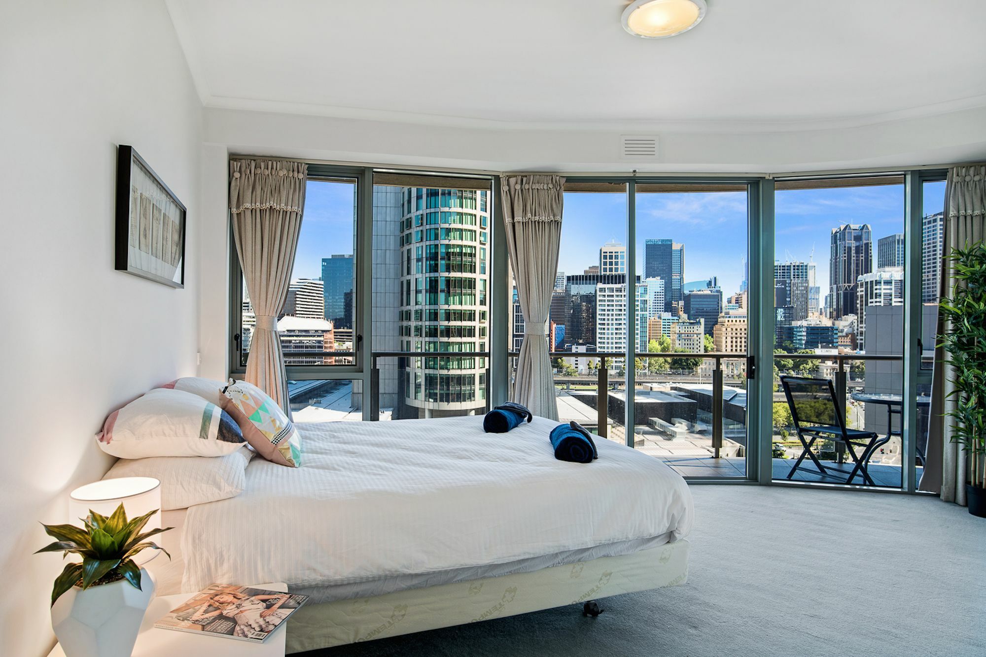 Sanctuary In Southbank Melbourne Exterior foto